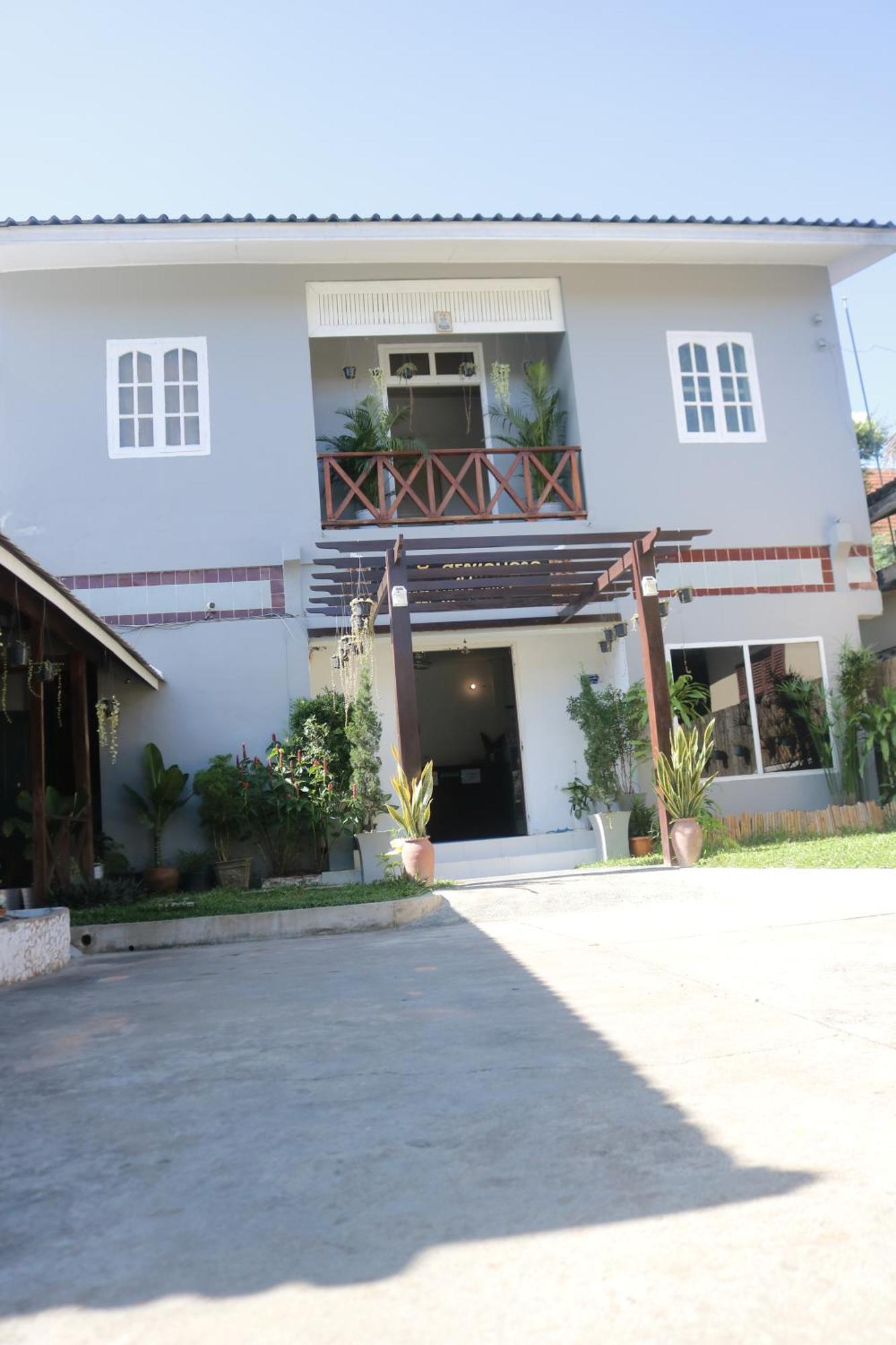 Moon'S House Luangprabang Hotel Exterior foto